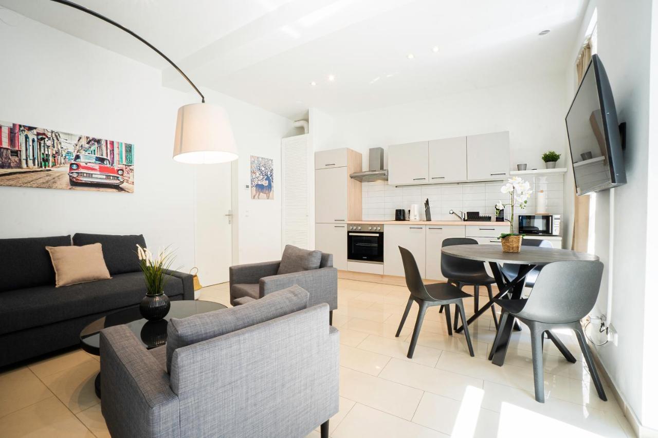 Chic Newly-renovated Steps From Subway In Vienna's Hernals District Appartement *